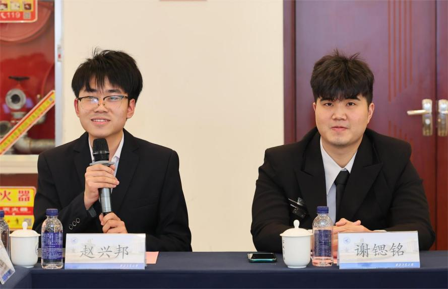 图片4.png 图片4.png